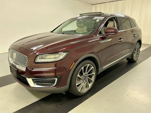 Used 2019 Lincoln Nautilus Reserve image 5
