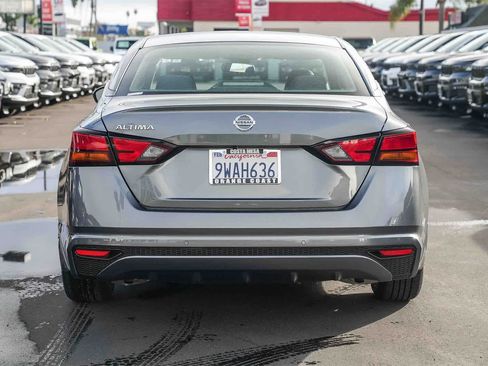 Used 2021 Nissan Altima 2.5 S w/ Driver Assist Package image 5