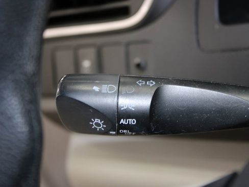 Used 2017 Toyota Camry LE image 31