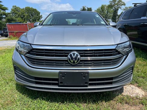 Used 2022 Volkswagen Jetta SE FWD image 8