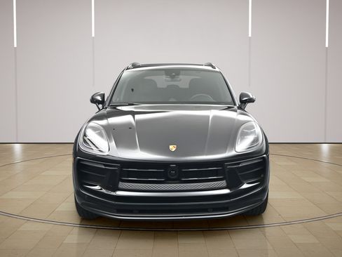 New 2026 Porsche Macan AWD/4WD image 27