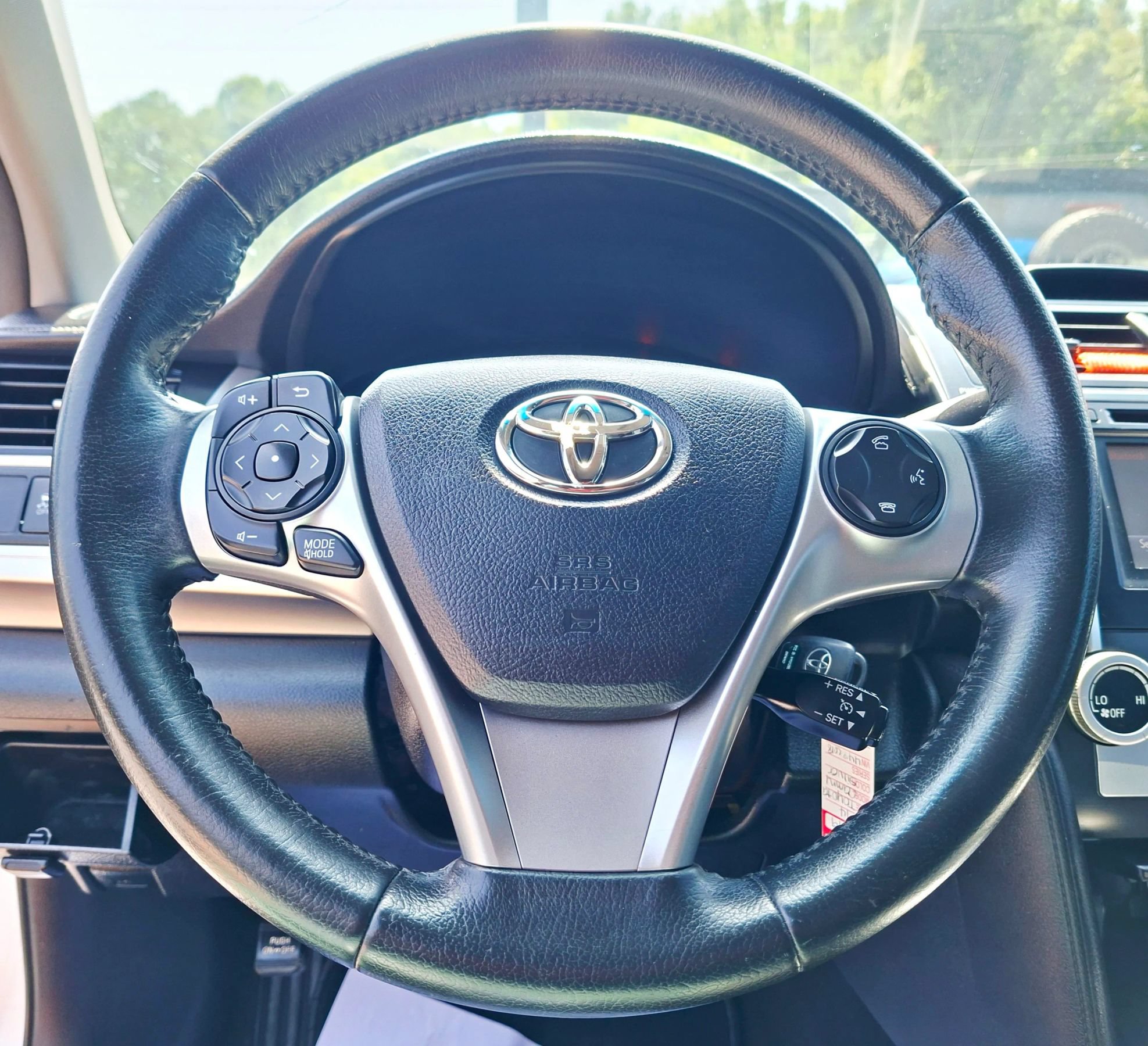 Used 2014 Toyota Camry SE FWD image 20