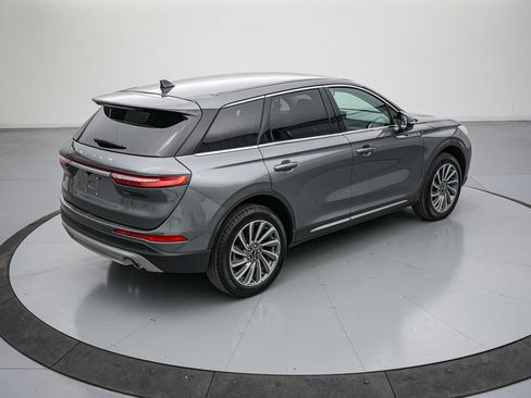 Used 2025 Lincoln Corsair Reserve AWD/4WD image 4