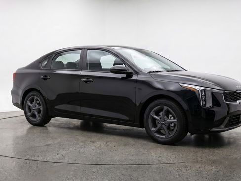 Used 2025 Kia K4 FWD image 1
