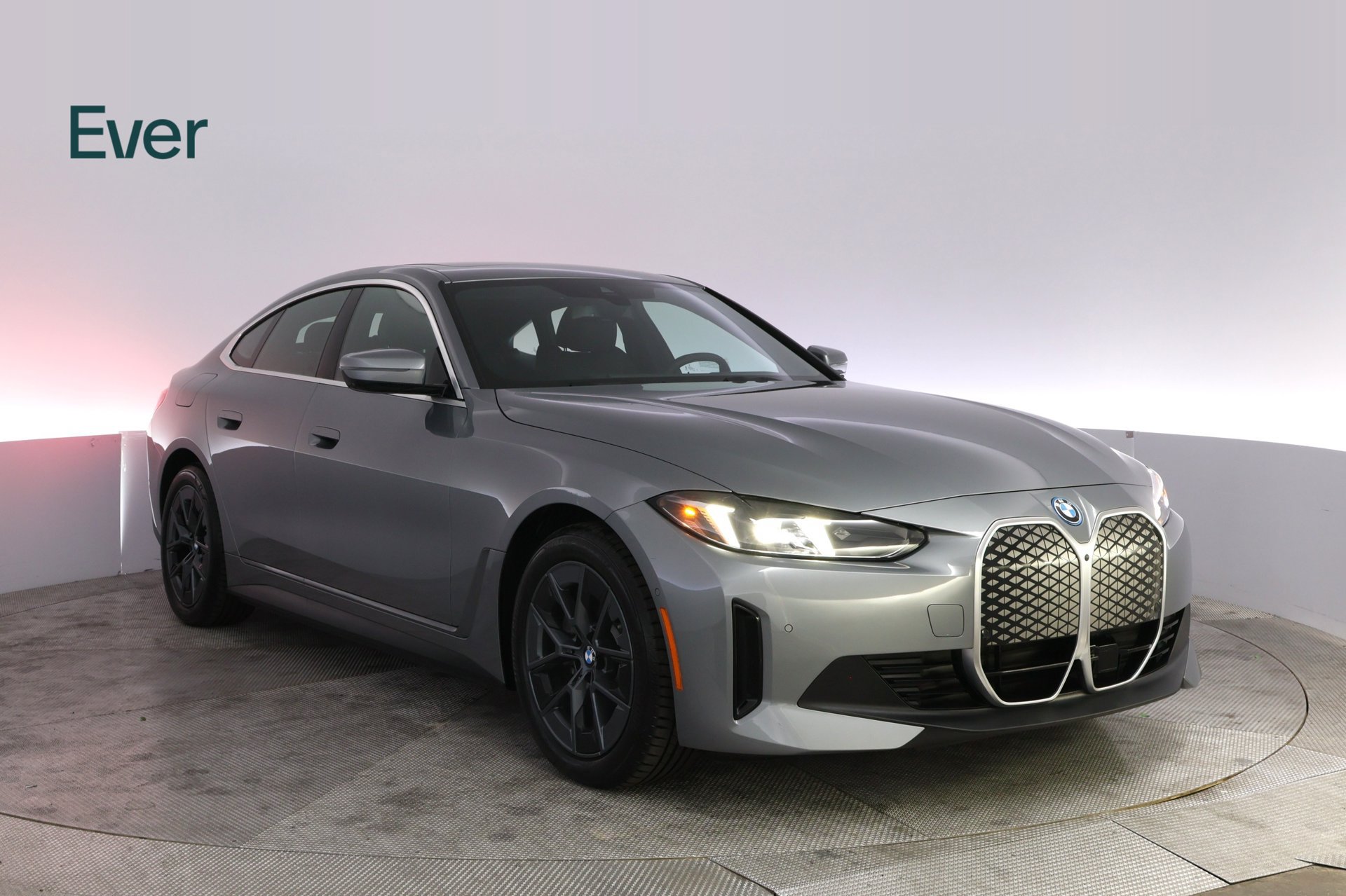 Used 2025 BMW i4 eDrive40 w/ Parking Assistance Package RWD image 13