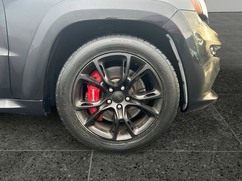 Used 2014 Jeep Grand Cherokee SRT8 w/ Luxury Group II image 9