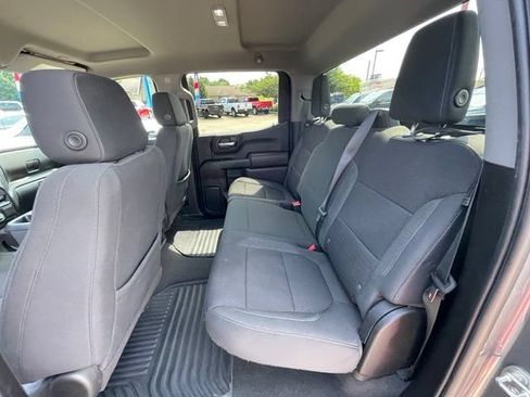 Used 2022 Chevrolet Silverado 1500 LT AWD/4WD image 17