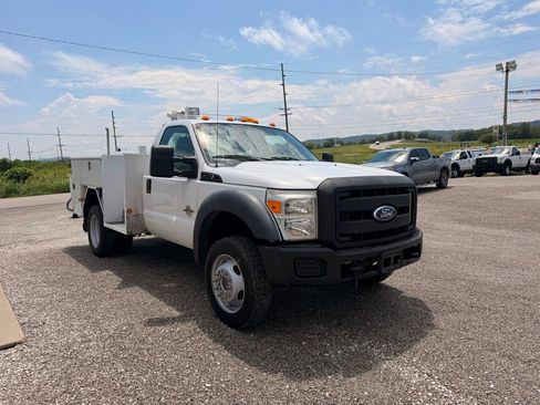 Used 2011 Ford F550 4x4 Regular Cab Super Duty w/ Payload Upgrade Pkg image 4