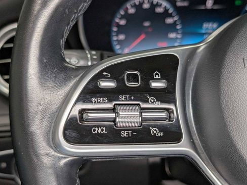 Certified 2022 Mercedes-Benz GLC 300 4MATIC image 35