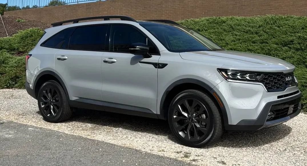 Used 2023 Kia Sorento SX Prestige AWD/4WD image 2