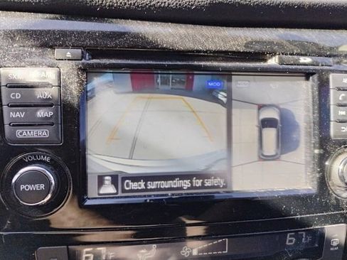 Used 2017 Nissan Rogue SL image 21