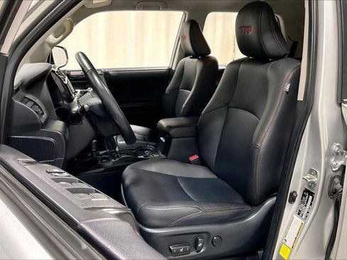 Certified 2024 Toyota 4Runner TRD Off-Road Premium AWD/4WD image 26