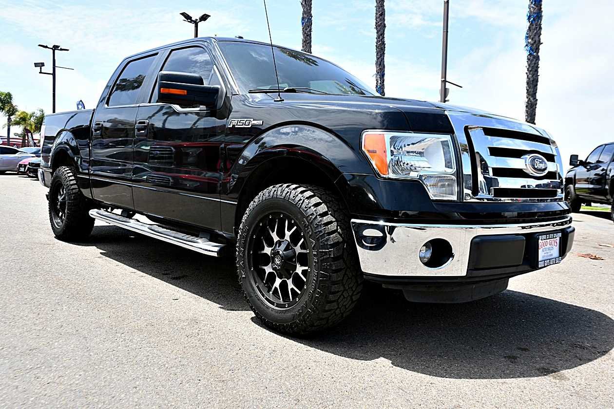 Used 2011 Ford F150 XLT w/ XLT Convenience Pkg RWD image 3
