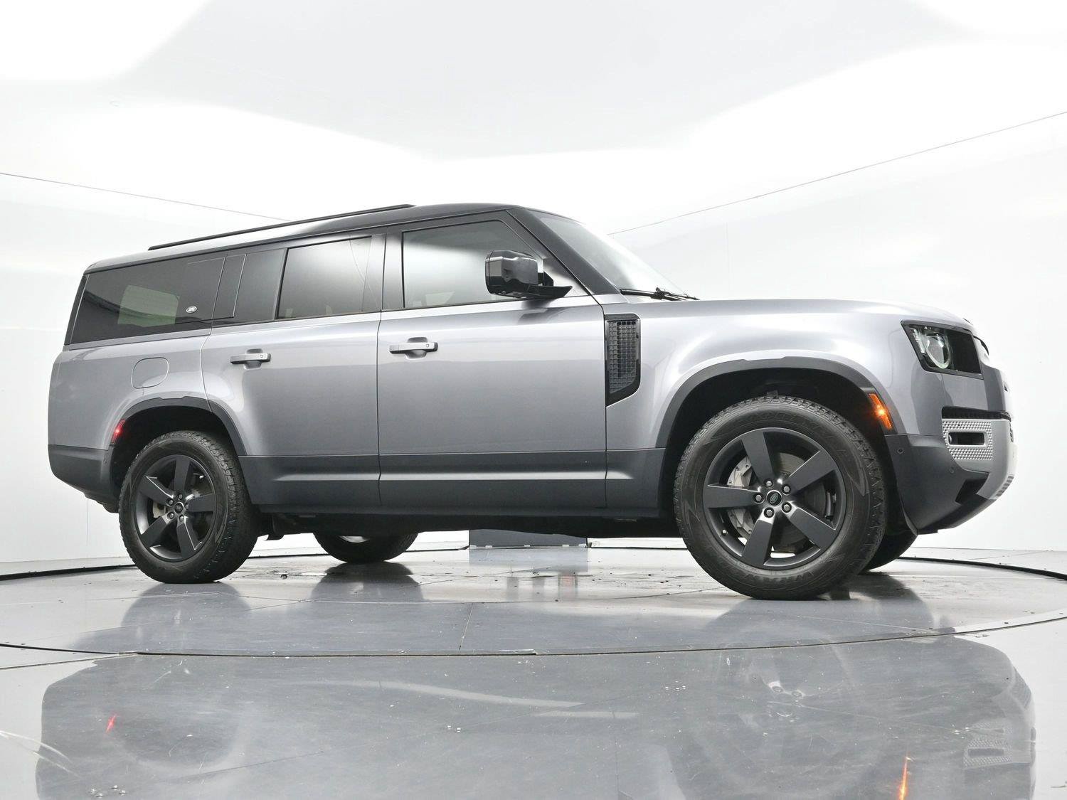 Used 2024 Land Rover Defender 130 S AWD/4WD image 53