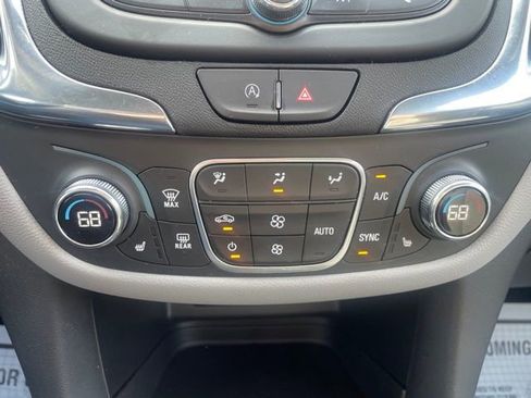 Used 2024 Chevrolet Equinox LT image 24