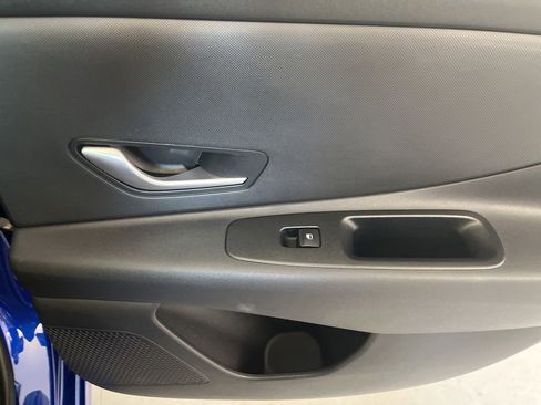 Used 2022 Hyundai Elantra SEL FWD image 51