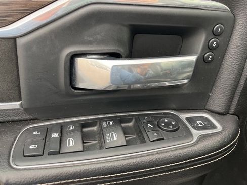 Used 2020 RAM 3500 Laramie image 20