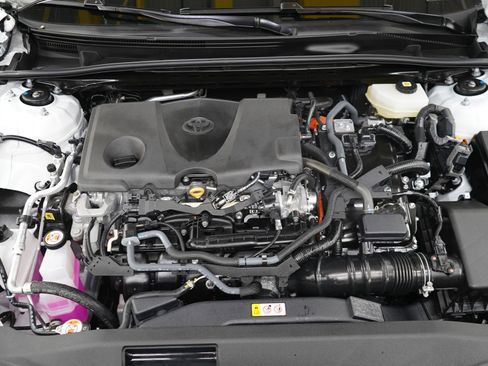 Used 2026 Toyota Camry Hybrid w/ Convenience Package AWD/4WD image 29