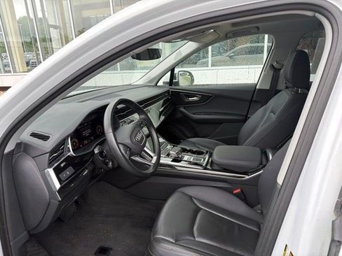 Used 2022 Audi Q7 3.0T Premium Plus w/ Premium Plus Package AWD/4WD image 27