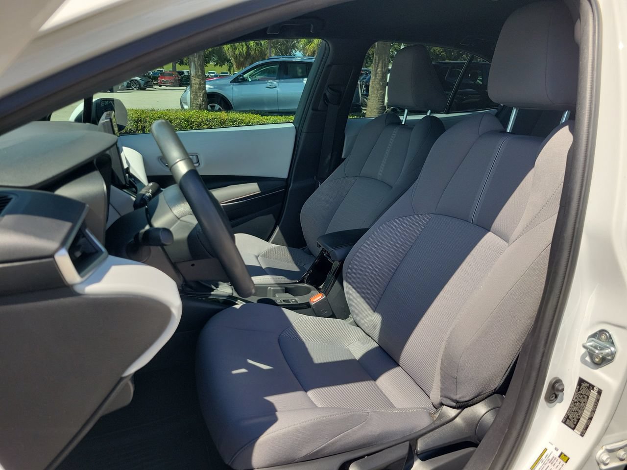 Used 2024 Toyota Corolla SE FWD image 16