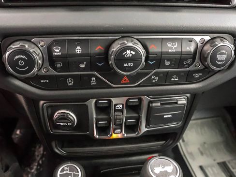 New 2026 Jeep Wrangler Sahara image 28