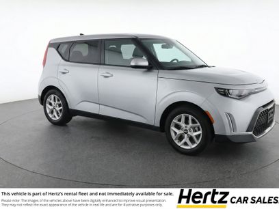 Used 2025 Kia Soul LX w/ LX Technology Package