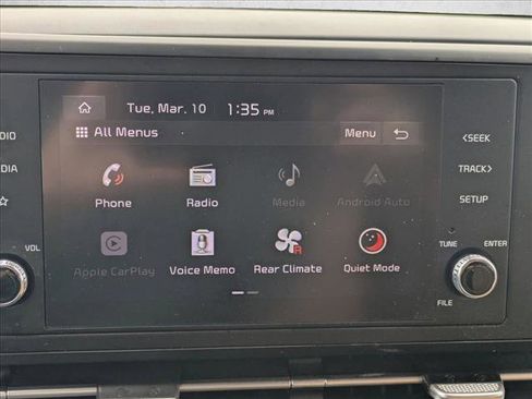 Used 2022 Kia Carnival LX image 16