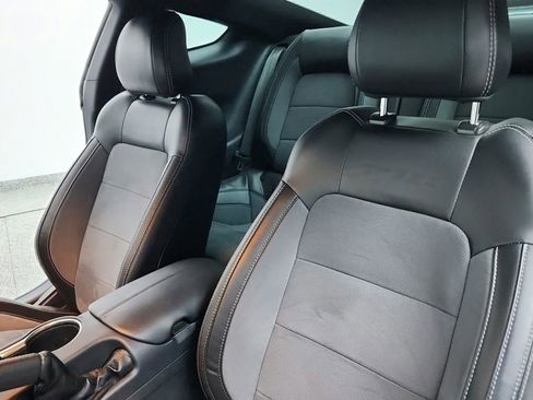 Used 2020 Ford Mustang Shelby GT350 w/ Technology Package image 15