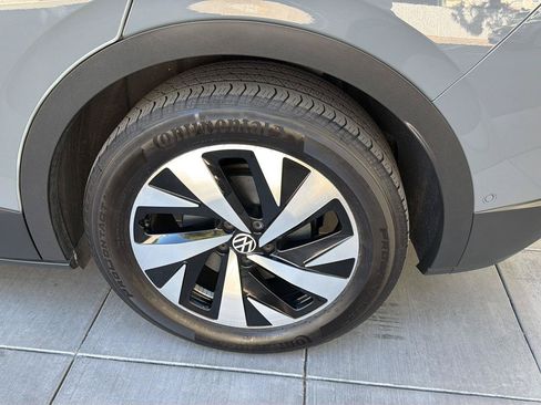 Certified 2023 Volkswagen ID.4 Pro RWD image 12