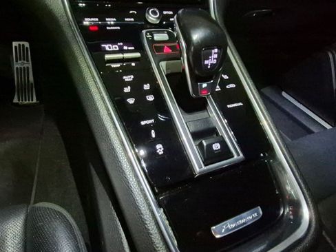 Used 2020 Porsche Panamera 4S AWD/4WD image 14