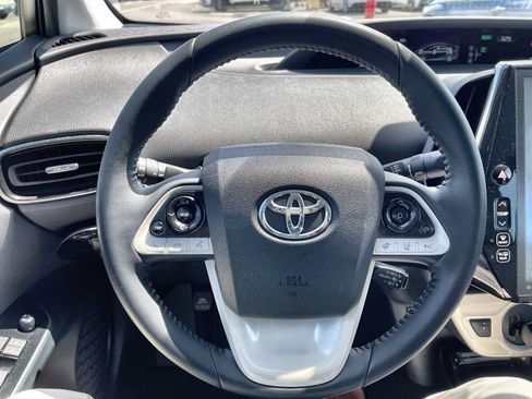 Used 2017 Toyota Prius Prime Premium FWD image 11