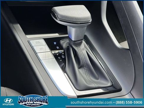 Certified 2023 Hyundai Elantra SEL FWD image 32