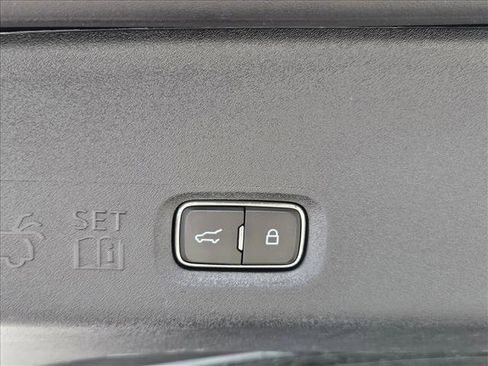 Used 2025 Ford Expedition Max Active AWD/4WD image 26