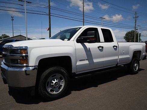 Used 2019 Chevrolet Silverado 2500 W/T w/ WT Convenience Package RWD image 3