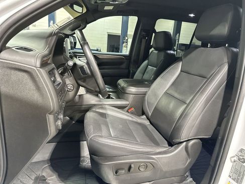 Used 2022 Chevrolet Tahoe Z71 w/ Off-Road Capability Package image 13