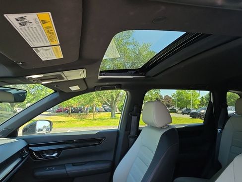 Certified 2023 Honda CR-V Sport Touring image 25