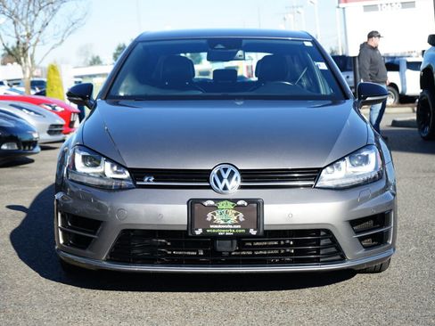 Used 2016 Volkswagen Golf R 4-Door image 8