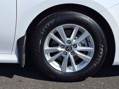 Certified 2025 Toyota Camry LE w/ Convenience Package image 8