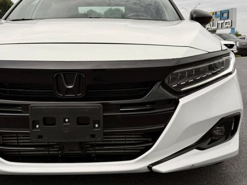 Used 2022 Honda Accord Sport image 5