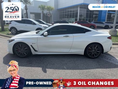 Used 2017 INFINITI Q60 Red Sport 400 RWD image 7
