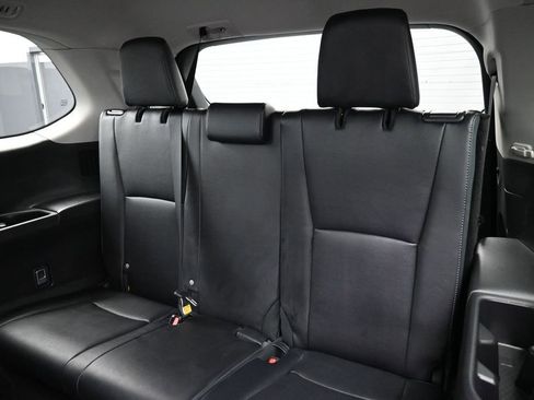 Certified 2025 Toyota Grand Highlander AWD image 33