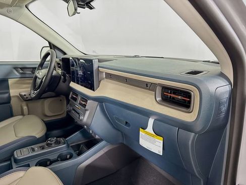 New 2026 Ford Maverick Lariat image 29