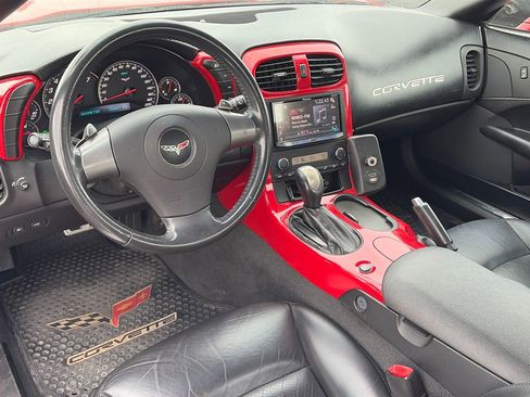Used 2006 Chevrolet Corvette Convertible RWD image 9