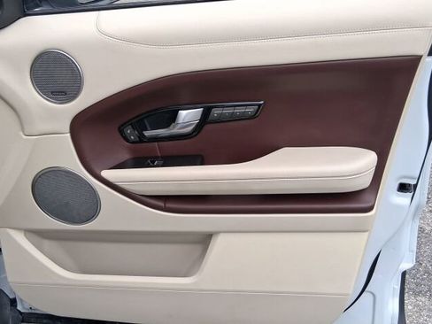 Used 2018 Land Rover Range Rover Evoque Autobiography image 15