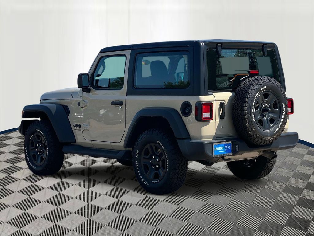 Used 2022 Jeep Wrangler Sport AWD/4WD image 3