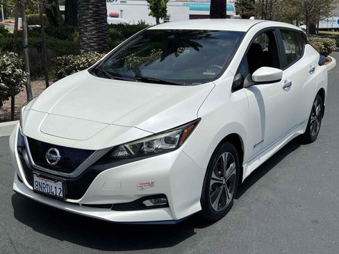 Used 2019 Nissan Leaf SV Plus w/ SV Plus Technology Package FWD image 37
