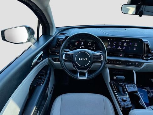 Used 2023 Kia Sportage EX image 23