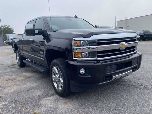 Used 2018 Chevrolet Silverado 2500 High Country AWD/4WD image 1