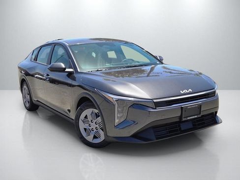 New 2026 Kia K4 FWD image 1