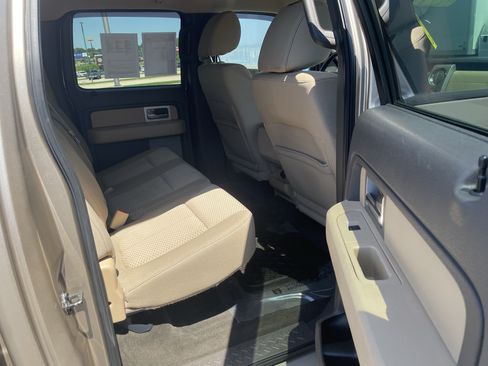 Used 2011 Ford F150 XLT w/ XLT Chrome Pkg AWD/4WD image 23